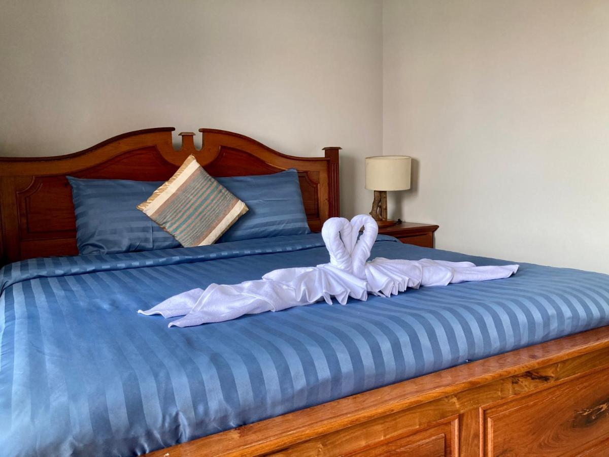 Lotus Haven Villa シェムリアップ エクステリア 写真